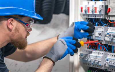 Nie czekaj na stan surowy! Kiedy najlepiej zlecić projekt instalacji elektrycznej?